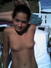 Guy loves making home porn pics with his own cock in pussy